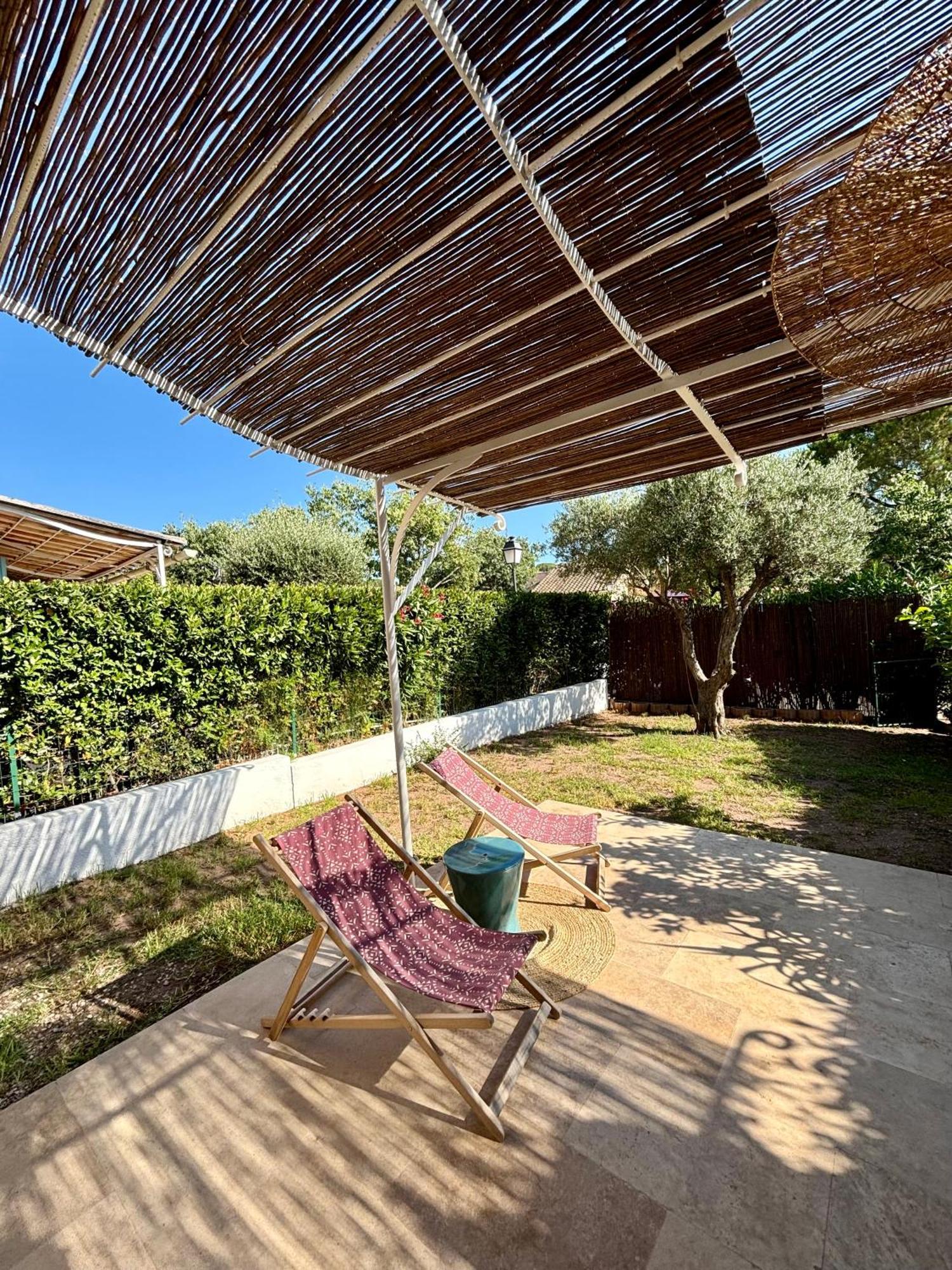 Bastidon Paisible Dans Residence Avec Piscine Frejus Exterior photo